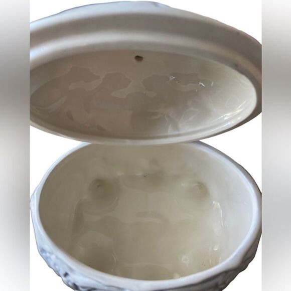 Handmade Porcelain White Wash Trinket Dish/Candy Dish - made in 1978 - Picture 5 of 7